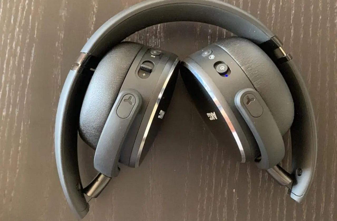 AKG Y500 Wireless Headphones, A Deep Dive into Sound, Design, and Value