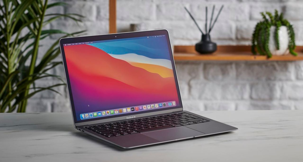 Apple MacBook Air (M1), The Ultimate Guide to This Powerful and Portable Laptop