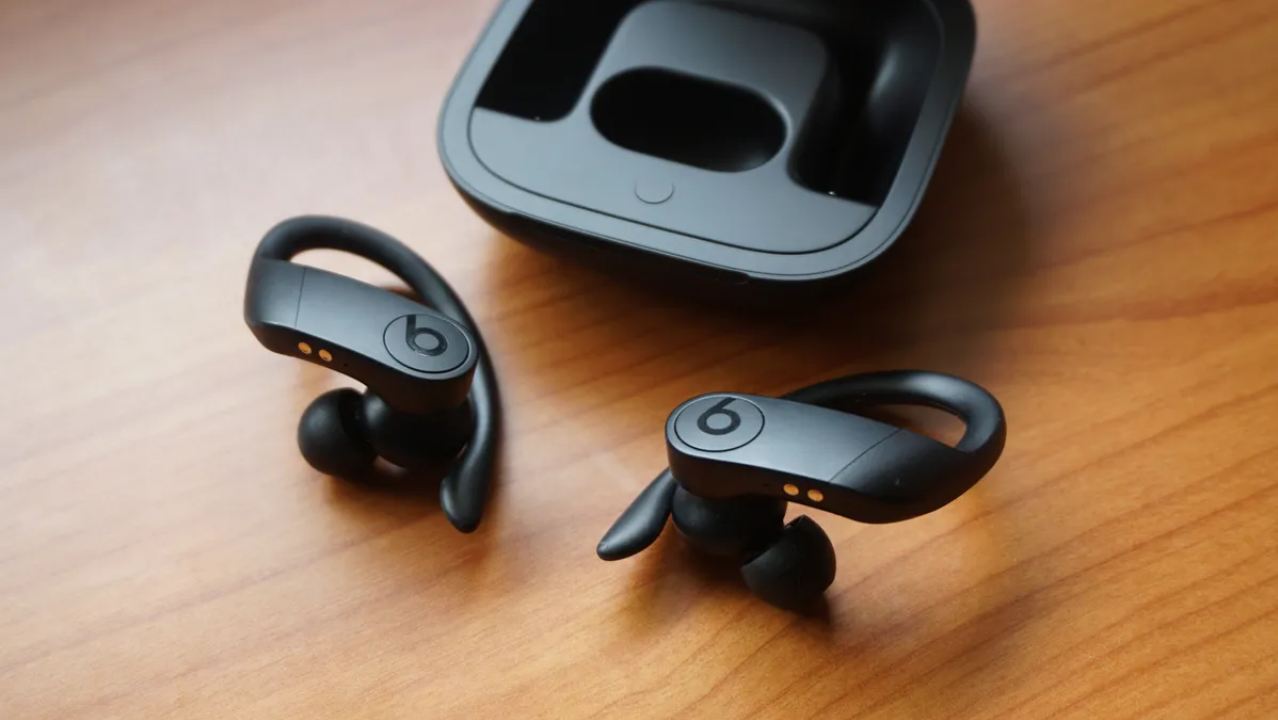 Beats Powerbeats, A Deep Dive into Wireless Earbuds for Athletes and Audiophiles