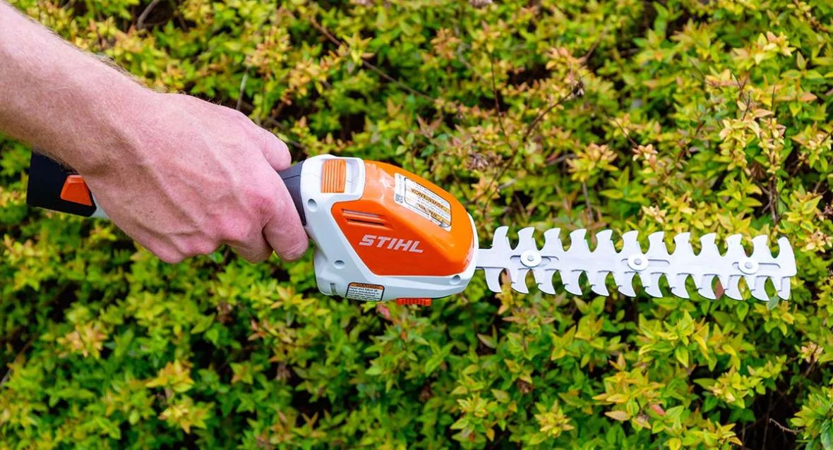 Cordless Garden Shears, Unleashing the Power of Battery-Powered Trimming and Pruning