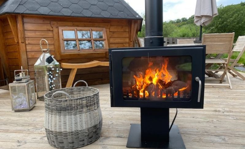 The Ultimate Guide to Garden Log Burners, Warmth, Ambiance, and Practicality