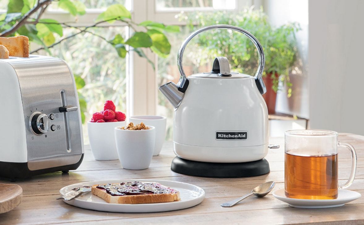 The KitchenAid 1.25 L Kettle, A Comprehensive Guide to This Stylish and Efficient Appliance