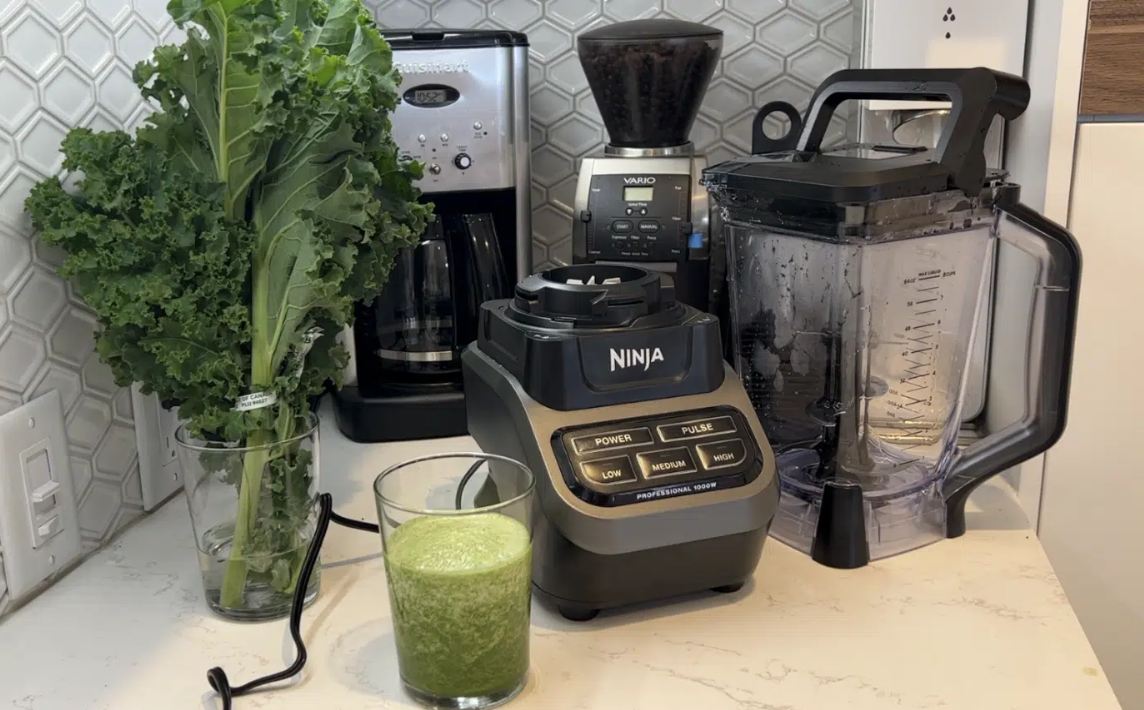 Ninja Professional Blender, Your Culinary Companion for Unmatched Versatility and Performance