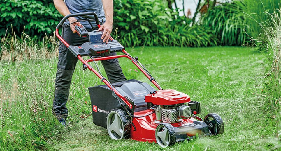 Petrol Garden Edger, The Powerhouse for Perfect Lawn Edges