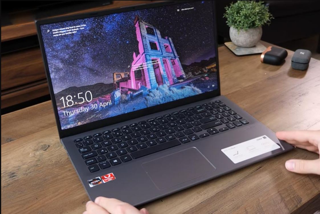 Best Budget Laptops in 2023: Your Guide to Affordable Computing - Amazing Gadgets Outlet