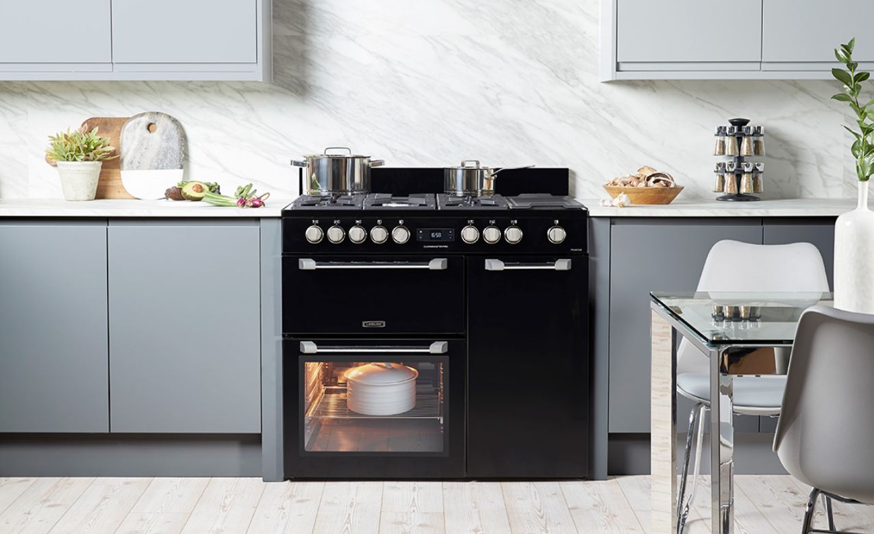 Your Guide to 60cm Gas Cookers, Features, Brands, and Buying Tips