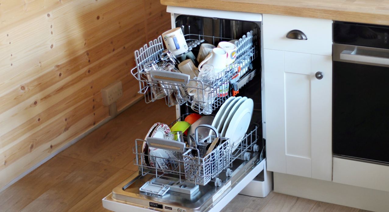 Slimline Dishwashers: The Space-Saving Solution for Modern Kitchens - Amazing Gadgets Outlet
