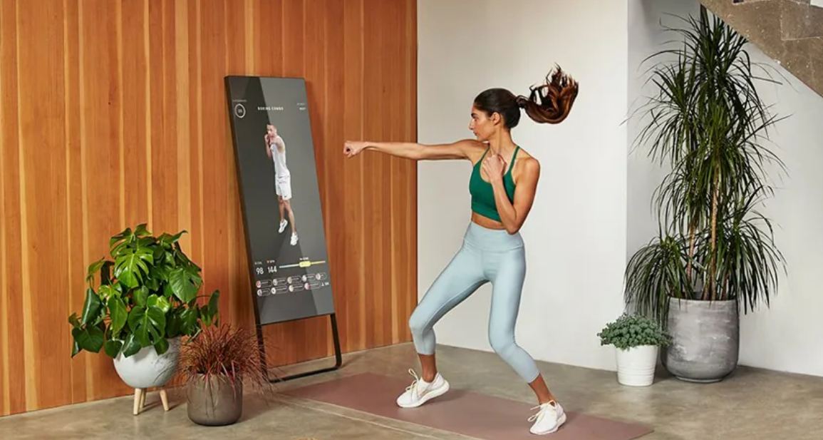 Step into the Future of Fitness: A Comprehensive Guide to Smart Fitness Mirrors - Amazing Gadgets Outlet
