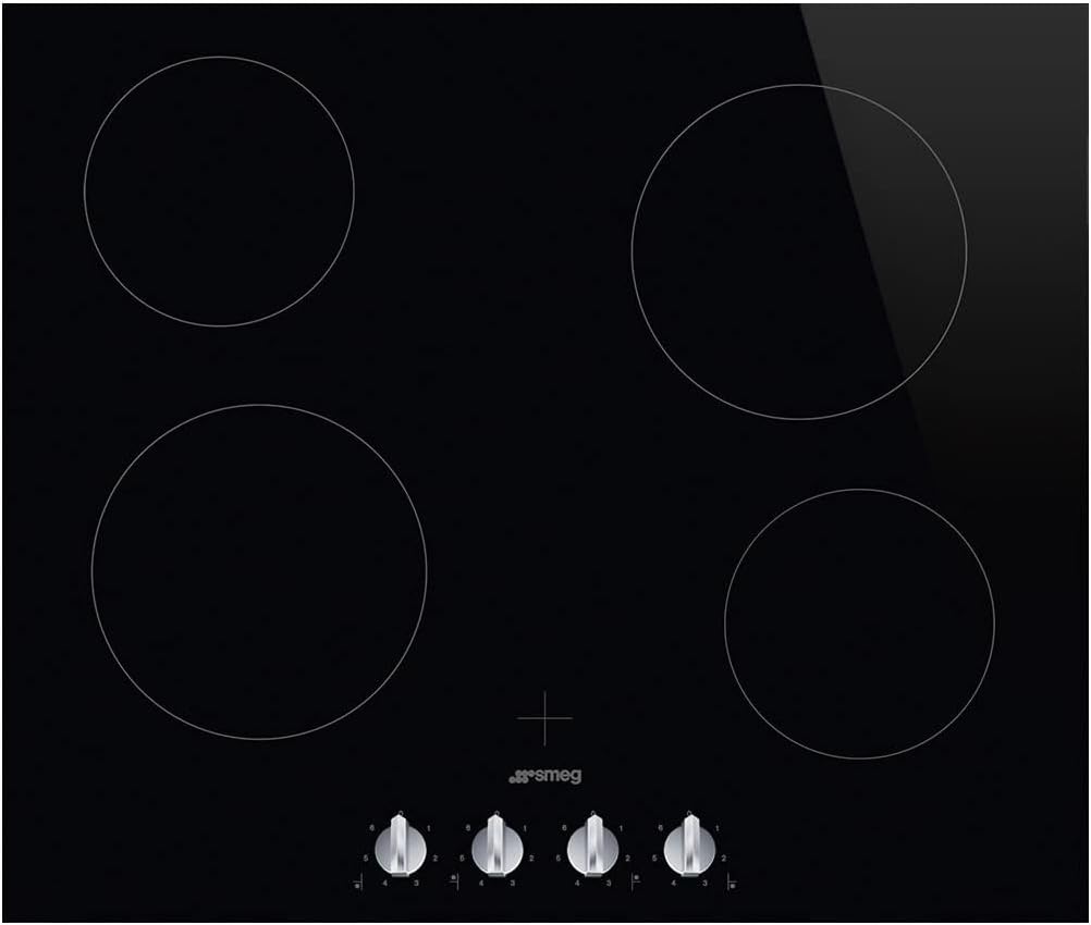 Smeg Cucina 60cm 4 Zone Ceramic Hob with Front Knob Controls.