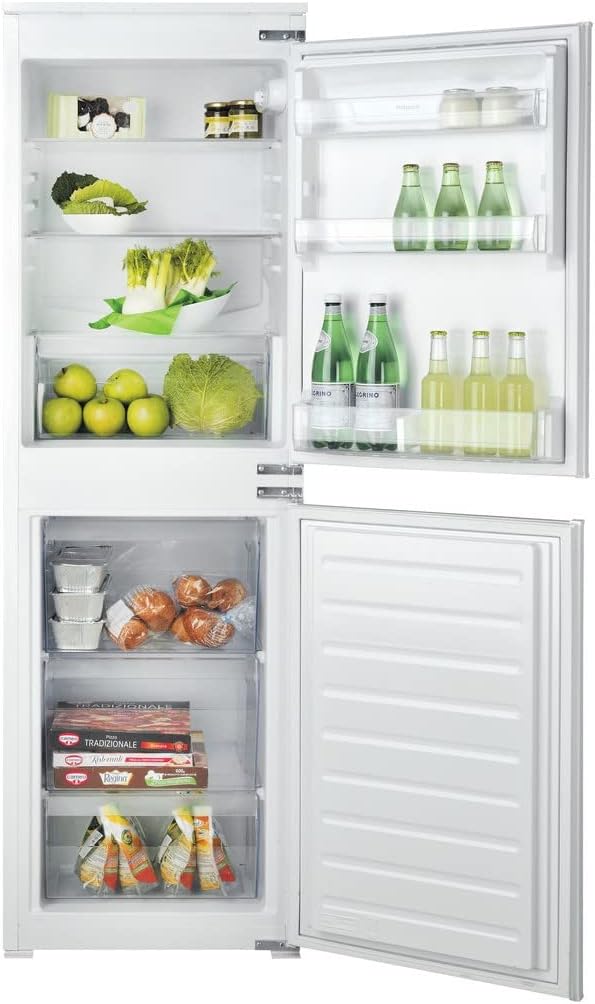 Hotpoint 264 Litre 50/50 Integrated Fridge Freezer.