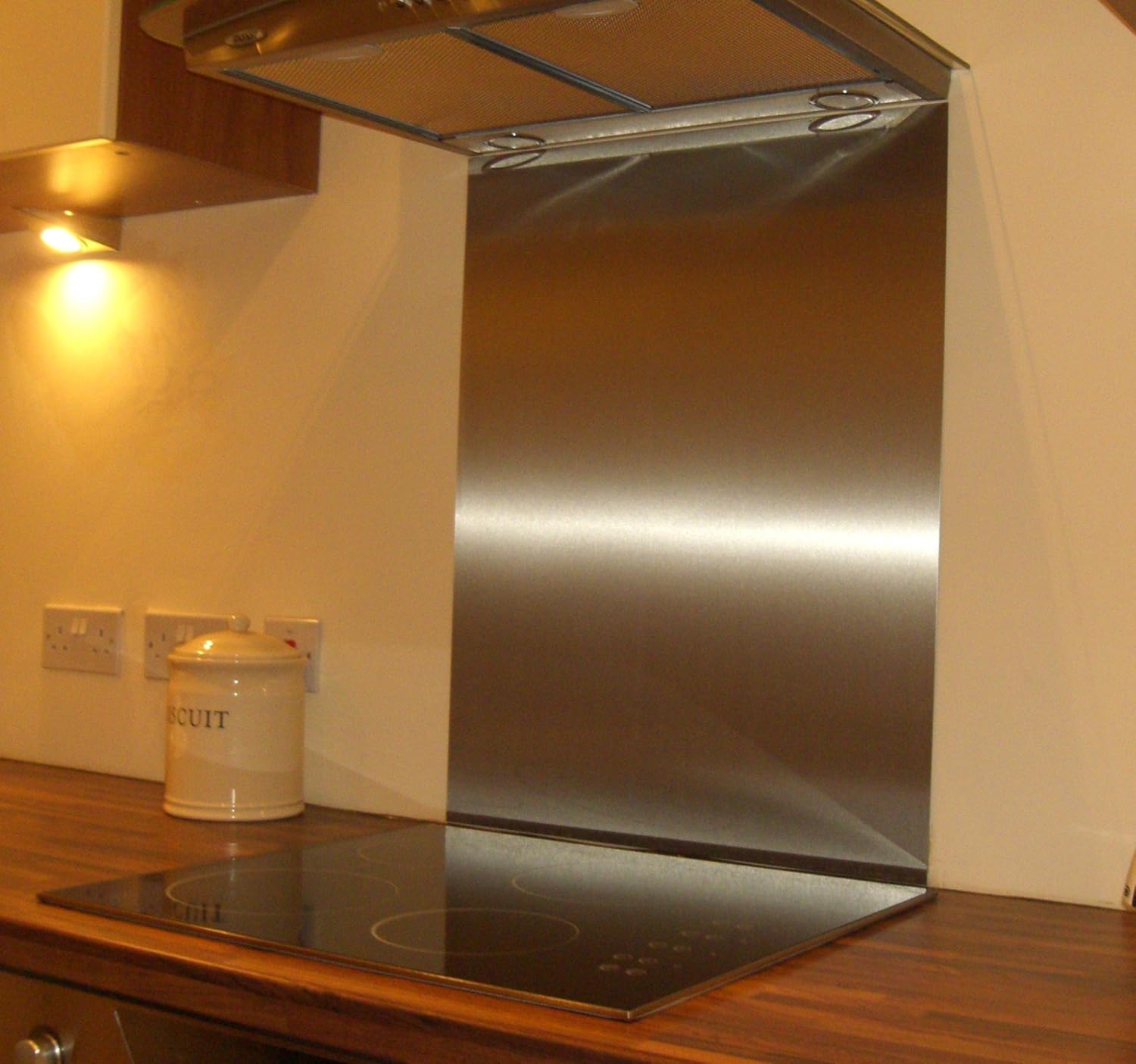 0.9mm Thick Brushed Stainless Steel Kitchen Splashback 600mm x 450mm.