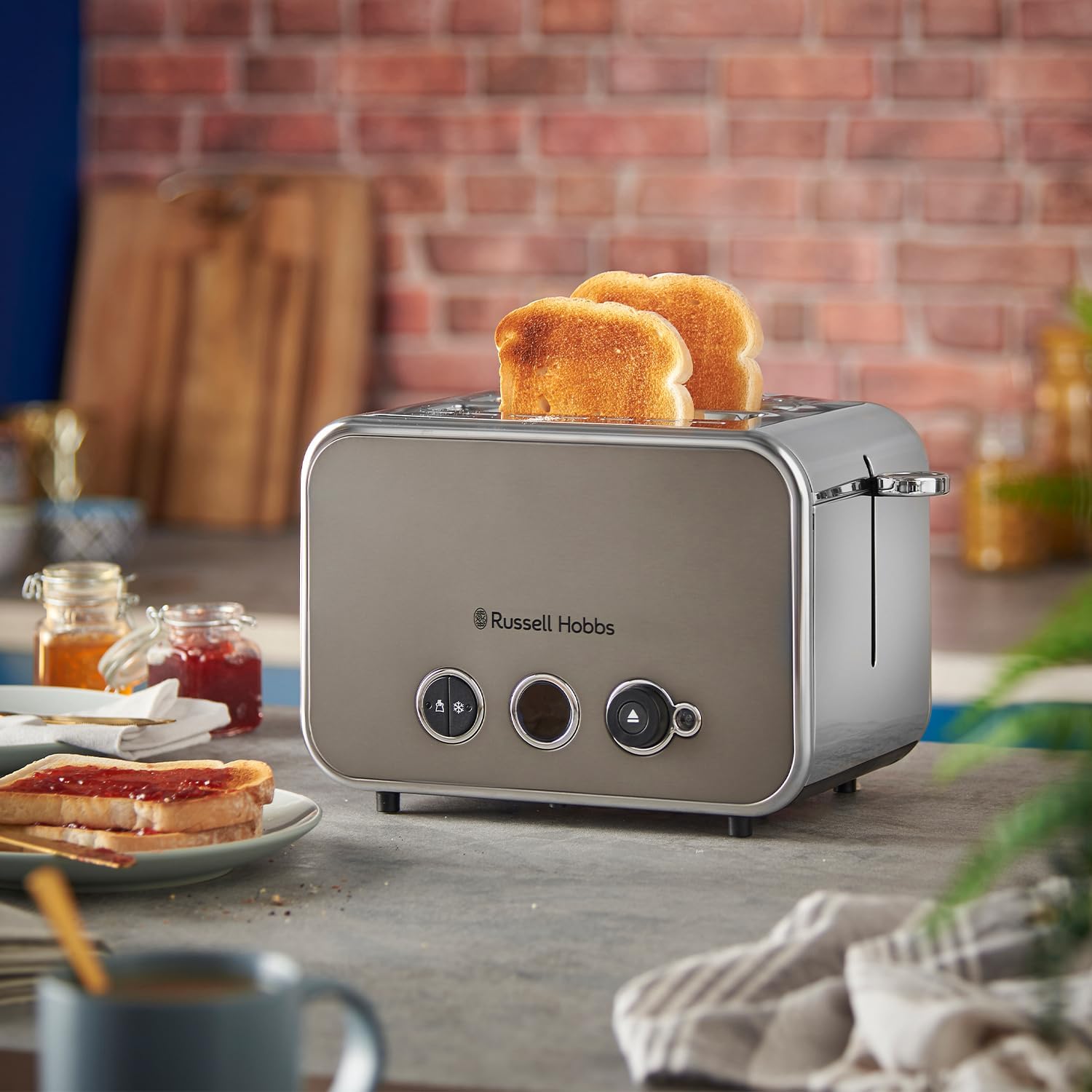 Russell Hobbs 2 Slice Distinctions Toaster (Countdown to ready, Extra wide & long slots, 6 Browning levels & Defrost/Reheat/Cancel, Lift & Look feature, 1600W, Stainless Steel & Titanium) 26432 - Amazing Gadgets Outlet