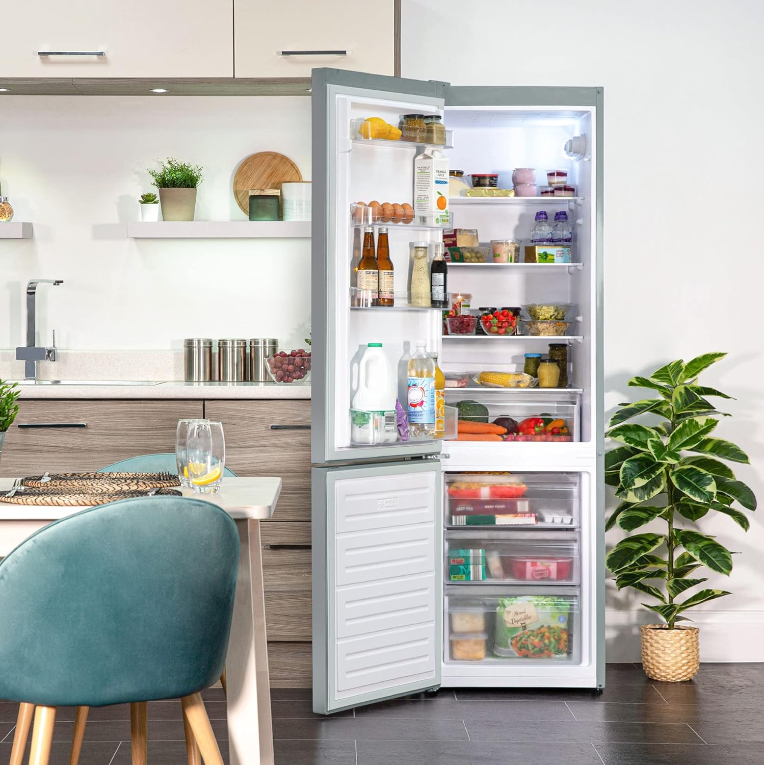 Russell Hobbs RH54FF180S 54cm Wide 180cm High Freestanding Fridge Freezer, 204L Fridge Space, 84L Freezer Space, 4 Shelves, 4 Door Racks, Eco Friendly, Silver - Amazing Gadgets Outlet