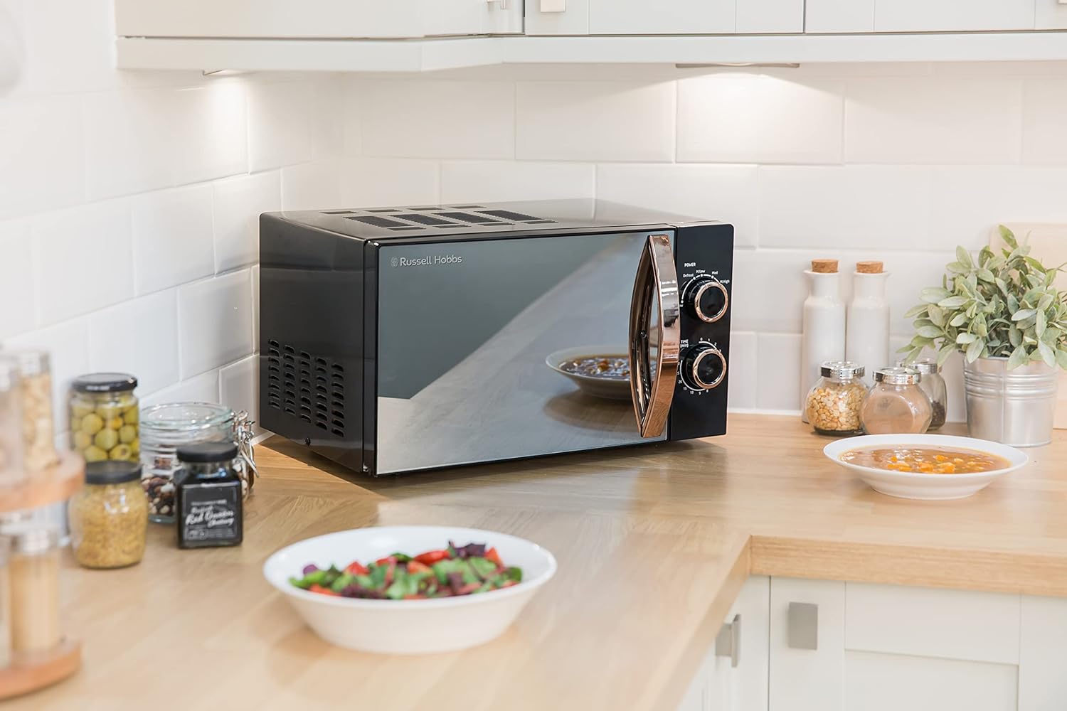 Russell Hobbs RHM1727RG 17 Litre 700 W Rose Gold Solo Microwave with 5 Power Levels, 30 Minute Timer, Defrost Setting, Easy Clean - Amazing Gadgets Outlet