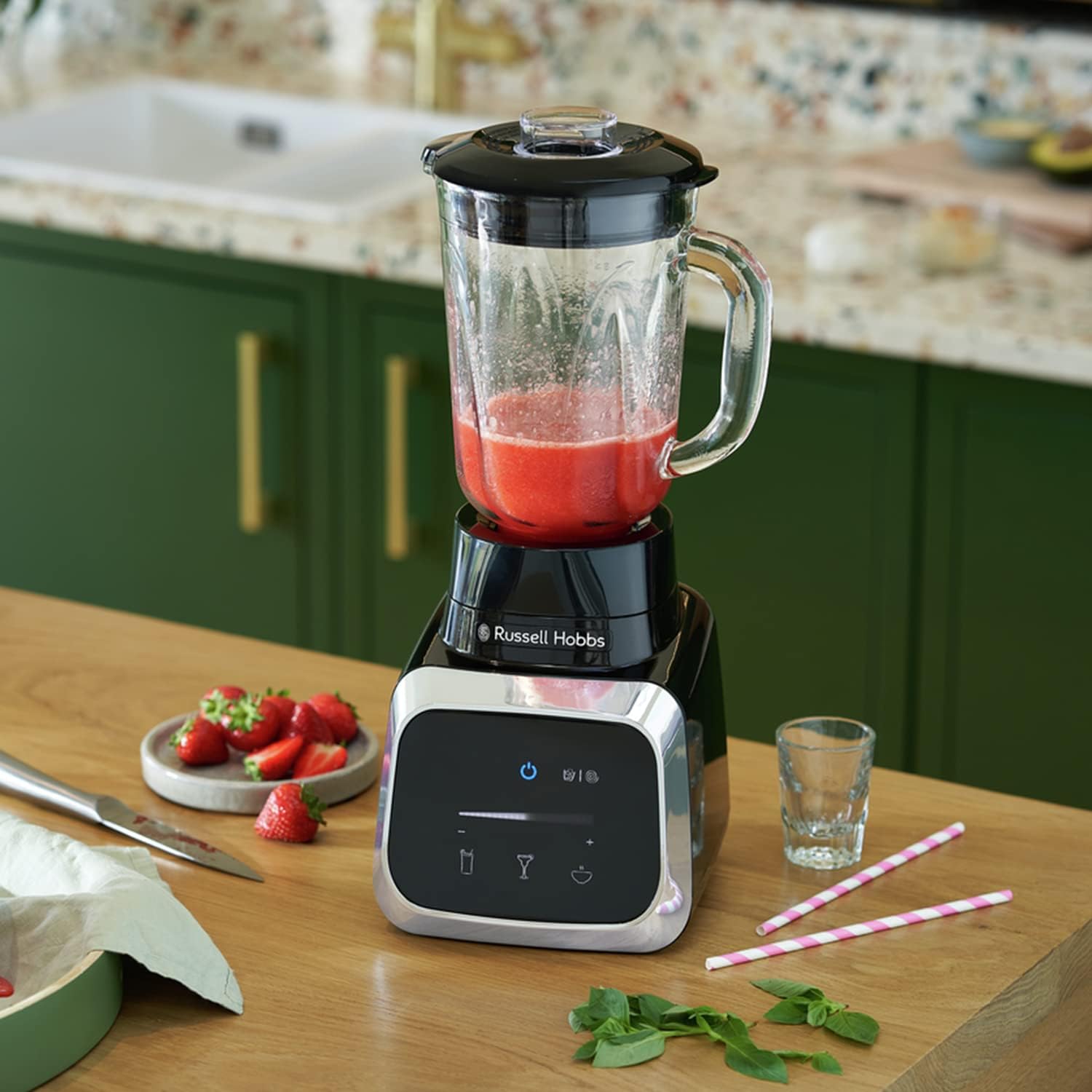 Russell Hobbs Sensigence Blender (Technology that automatically detects resistance of ingredients for soups & smoothies), 1.5L Glass Jug, Touchscreen control, Ice crush & Pulse function, 1000W, 28241 - Amazing Gadgets Outlet