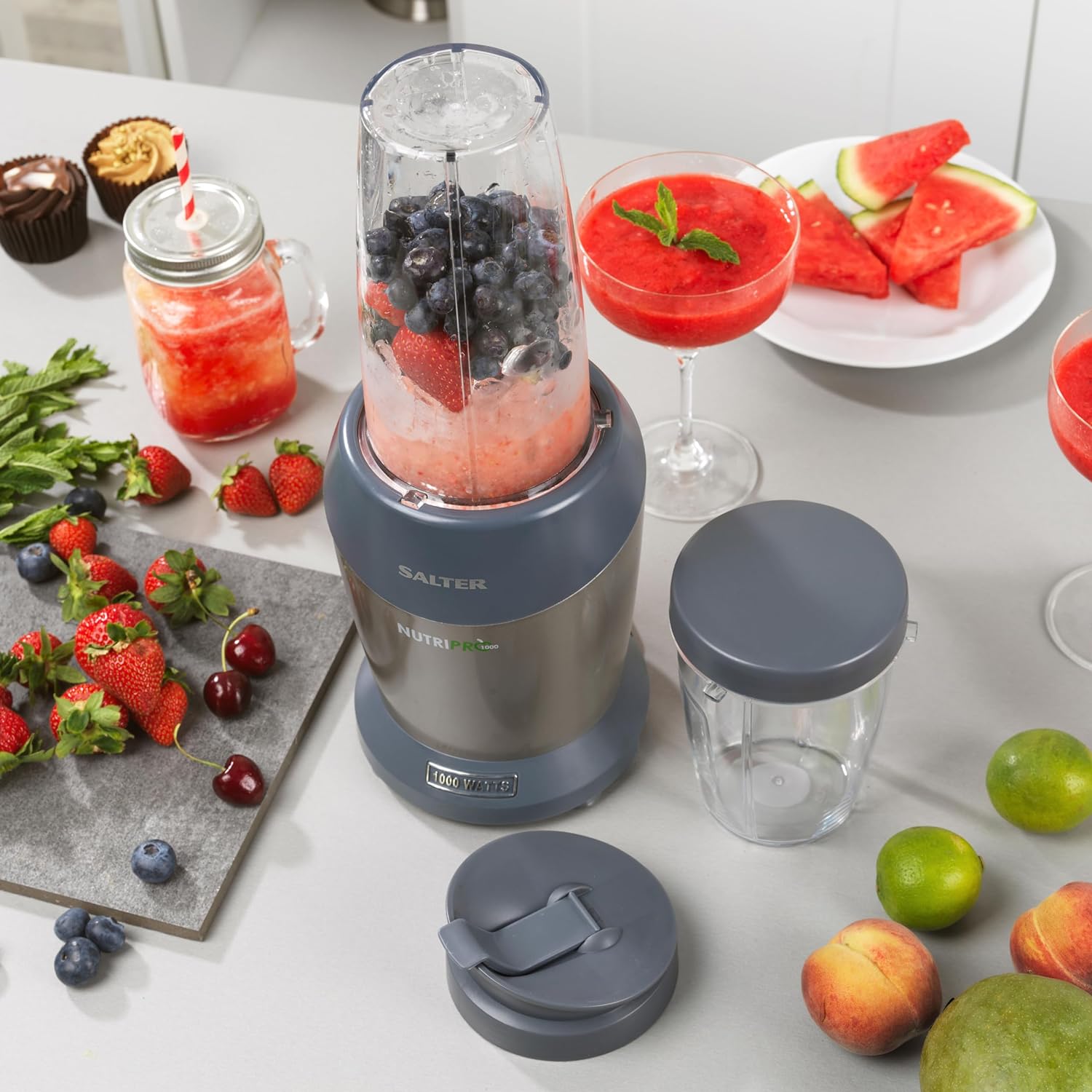 Salter EK2002V4SILVER NutriPro 1000 Blender – Portable Smoothie Maker, Healthy Juicer, Nutrient Extractor, 2 Travel Blending Cups (800ml/1L), Ideal for Soups/Baby Food, Stainless Steel Blade, 1000W - Amazing Gadgets Outlet