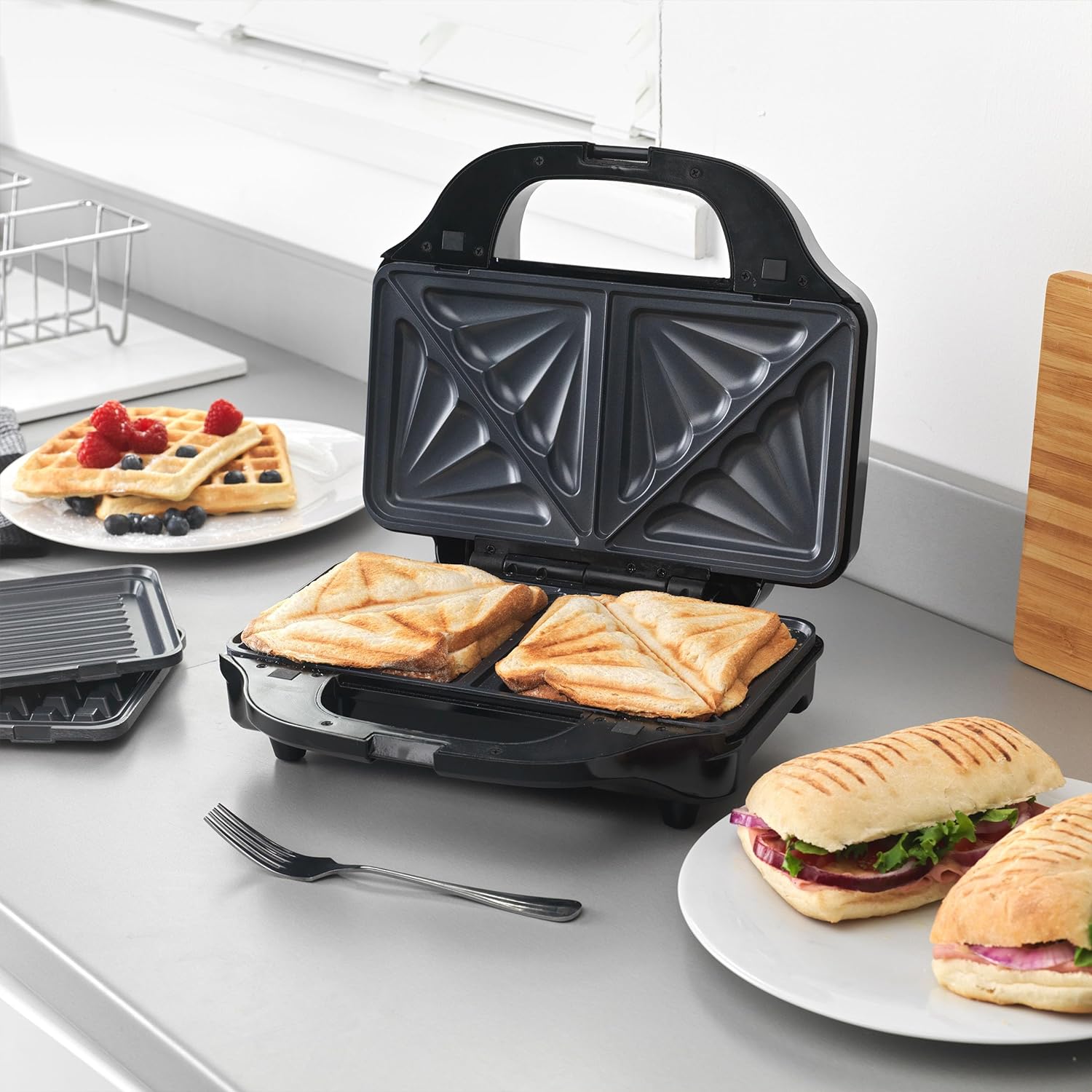 Salter EK2143 3 - In - 1 Snack Maker - Sandwich Toaster, Waffle Maker, Panini Press Grill, Includes Removable Extra Large Deep Fill Hot Plates, Non - Stick, 900W, Auto Temperature Control, Stay Cool Handle - Amazing Gadgets Outlet