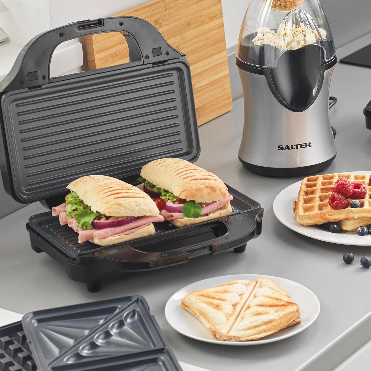 Salter EK2143 3 - In - 1 Snack Maker - Sandwich Toaster, Waffle Maker, Panini Press Grill, Includes Removable Extra Large Deep Fill Hot Plates, Non - Stick, 900W, Auto Temperature Control, Stay Cool Handle - Amazing Gadgets Outlet