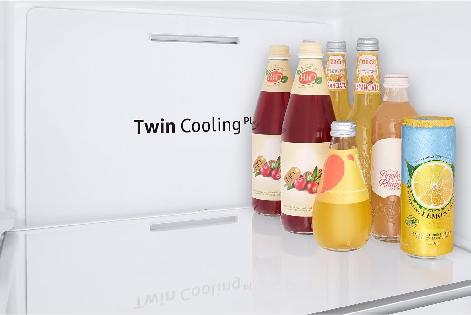 Samsung 7 Series American Style Fridge Freezer, With Wine Shelf, Twin Cooling and Spacemax Tachnology, Features Plumbed Water and Ice, Freestanding, Black, RS68CG883EB1EU - Amazing Gadgets Outlet