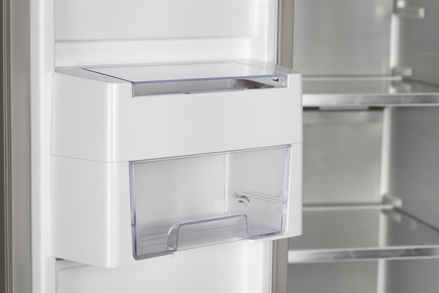 SIA Freestanding 2 Door American Fridge Freezer 627L with Ice & Water Dispenser - Silver - Amazing Gadgets Outlet