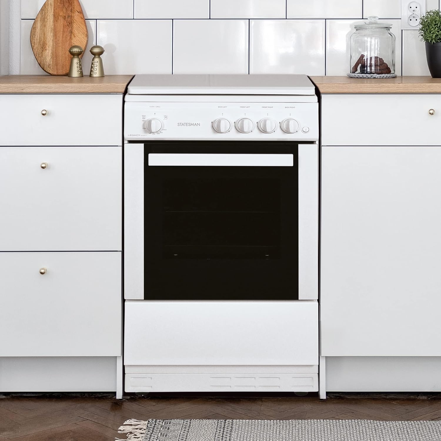 Statesman LEGACY50GSLF Single Oven Gas Cooker with Enamel Lid, 4 Gas Burners, Integrated Grill, 50cm Wide, 1 Oven Shelf, Includes 2 Trays, LPG Conversion Kit Included, White - Amazing Gadgets Outlet