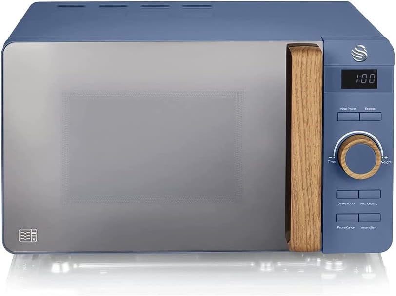 Swan SM22036LGREN Nordic LED Digital Microwave with Glass Turntable, 6 Power Levels & Defrost Setting, 20L, 800W, Green - Amazing Gadgets Outlet