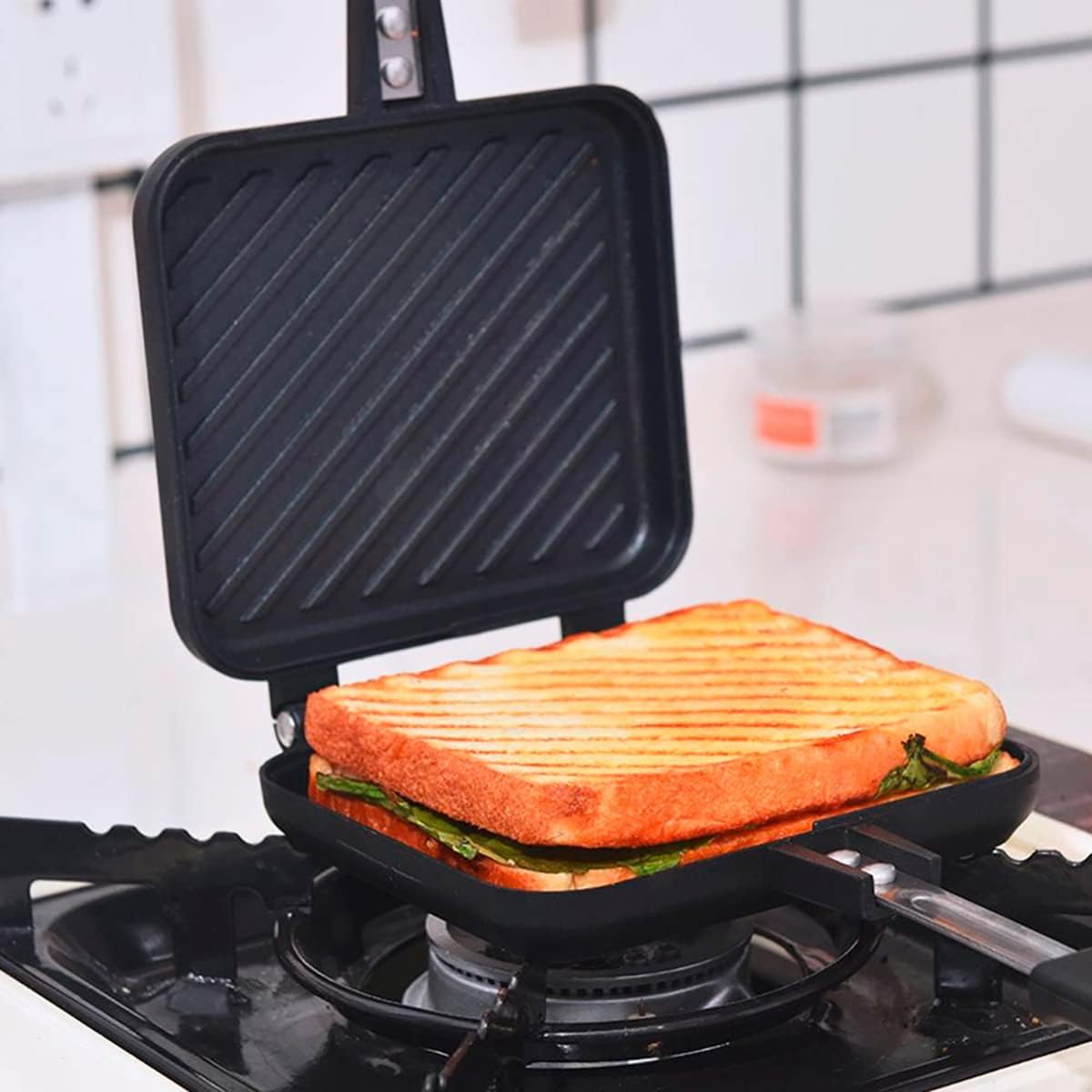 Toastie Maker Double Side Bread Frying Pan Non Stick Stovetop Sandwich Maker Toast Machine with Heat - Resistant Handles Multiple Purposes Sandwich Press Camping Toaster for Gas Stove - Amazing Gadgets Outlet