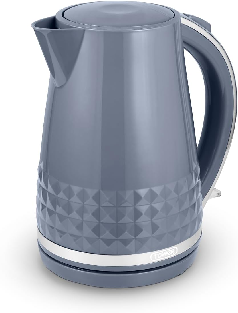 Tower T10075GRY Solitaire Kettle with 360° Swivel Base Cord Storage 1.5L 3KW Grey and Chrome Accents - Amazing Gadgets Outlet