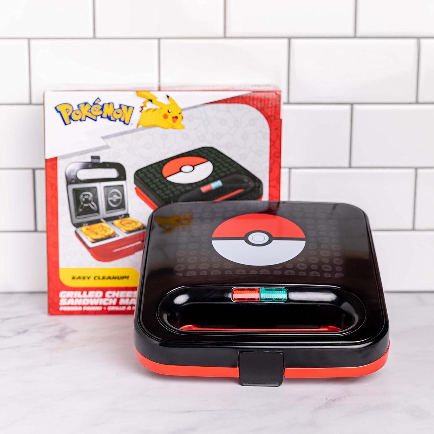 Uncanny Brands Pokemon Grilled Cheese Maker - Make Pokeball and Pikachu Sandwiches - Kitchen Appliance - UK Plug - Amazing Gadgets Outlet