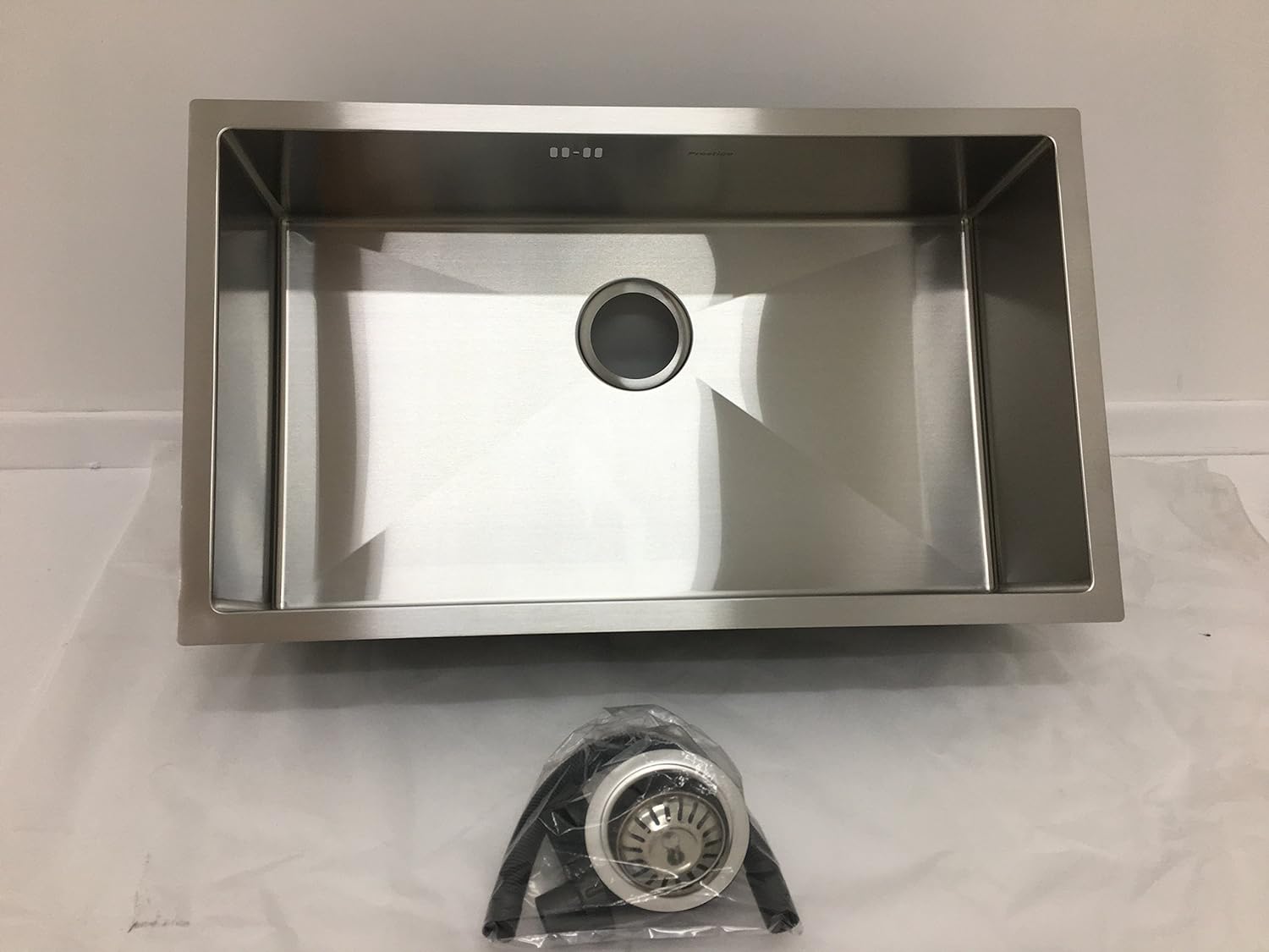 Undermount Single Bowl Stainless Steel Kitchen Sink   Import  Single ASIN  Import  Multiple ASIN ×Product customization General Description Gallery Reviews Variations Additional details Product Tags AMAZON VERIFICATION => PLEASE - Amazing Gadgets Outlet