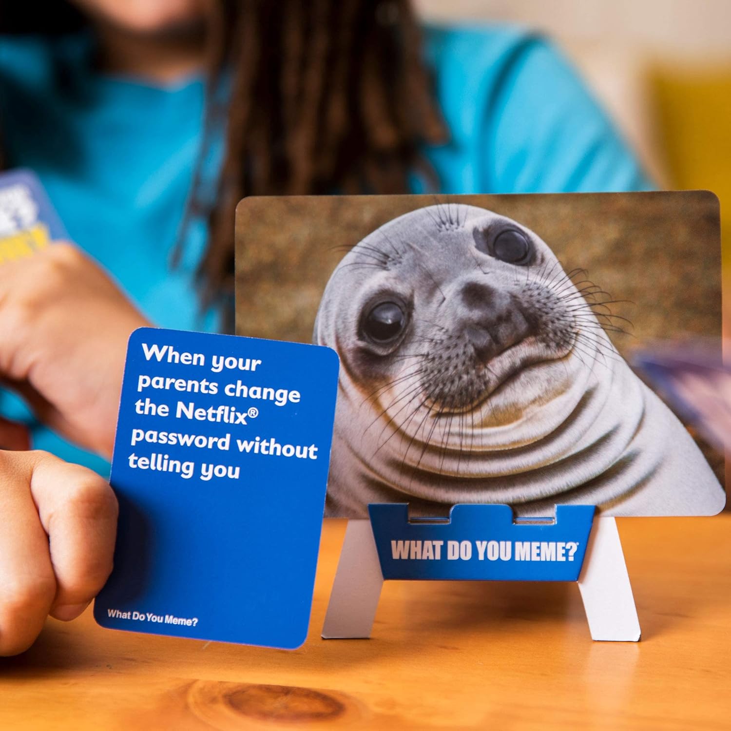 WHAT DO YOU MEME? Family Edition - The Hilarious Family Party Card Game For Meme Lovers - Amazing Gadgets Outlet