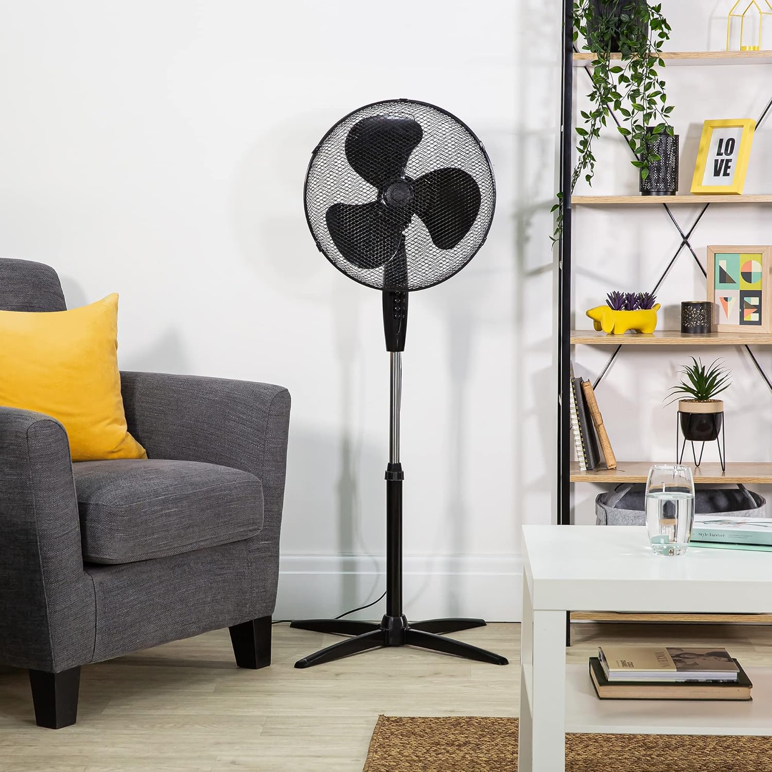 Zanussi 16" Inch, Lightweight, Pedestal Fan, 3 Speeds, Wide - Angled Oscillation, Powerful Airflow, Adjustable Height, Black - ZNPPF1621B - Amazing Gadgets Outlet