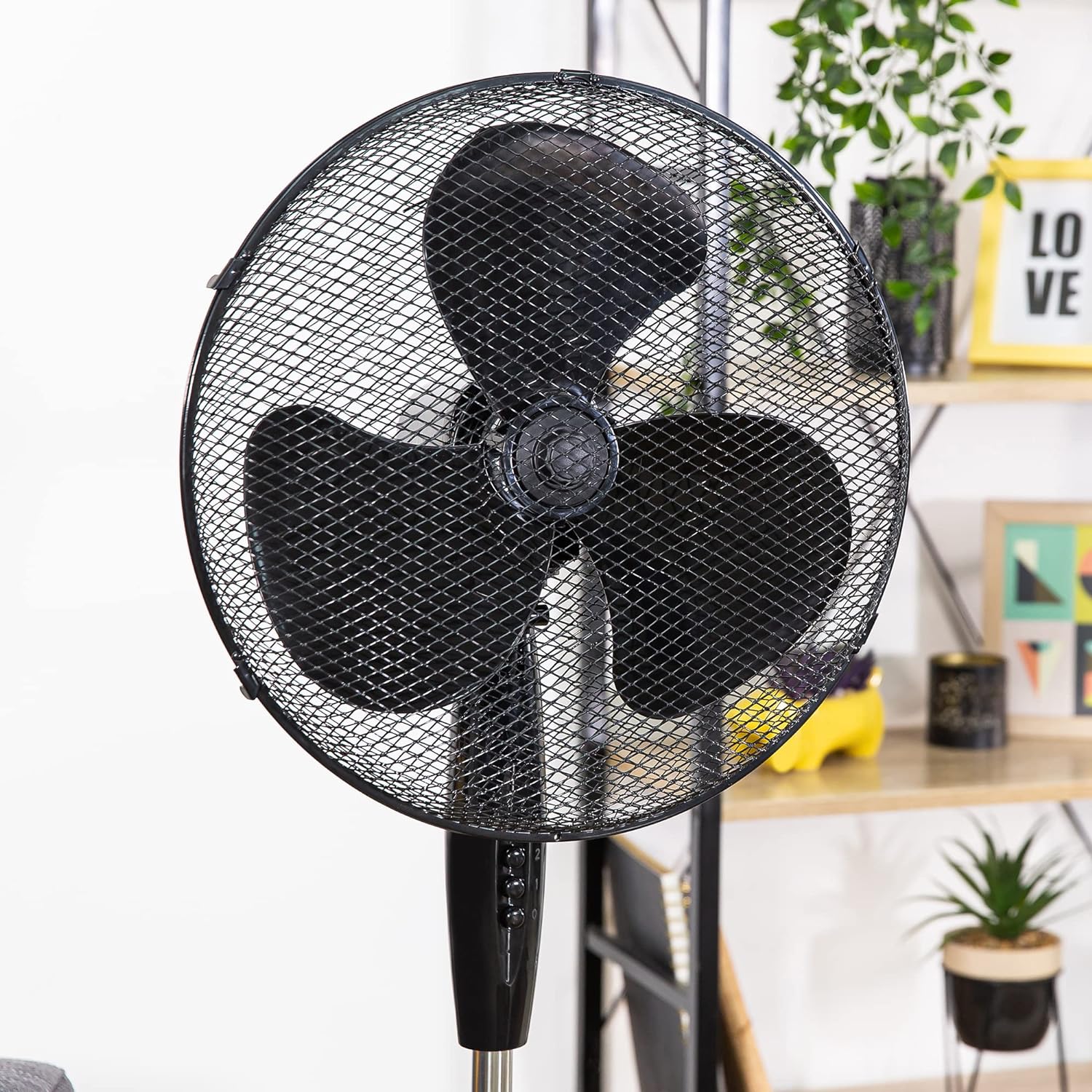 Zanussi 16" Inch, Lightweight, Pedestal Fan, 3 Speeds, Wide - Angled Oscillation, Powerful Airflow, Adjustable Height, Black - ZNPPF1621B - Amazing Gadgets Outlet